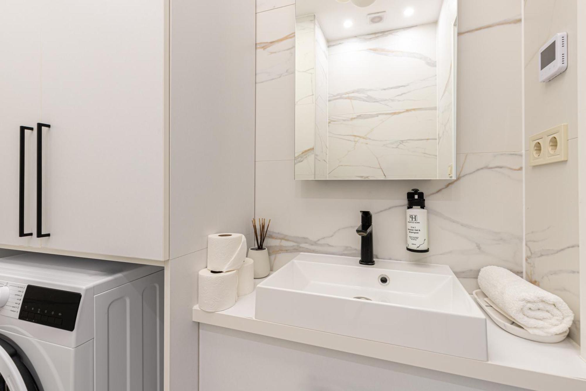Apartment Luxurious N' Elegant Opera In The Heart Of Budapest